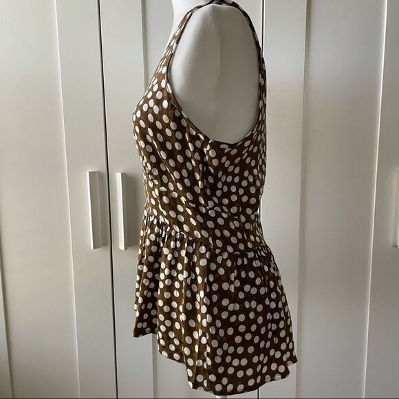 NWOT J Crew V-Neck Peplum Top in jacquard dot - 4 Pecan Ivory - Picture 4 of 9